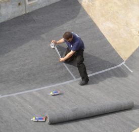 Taping the liner underlay, perfect for older pool with imperfections | Blue Cube Pools