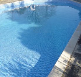 Final touches to liner | Blue Cube Pools