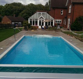 Domestic liner pool with safety cover fountain | Blue Cube Pools